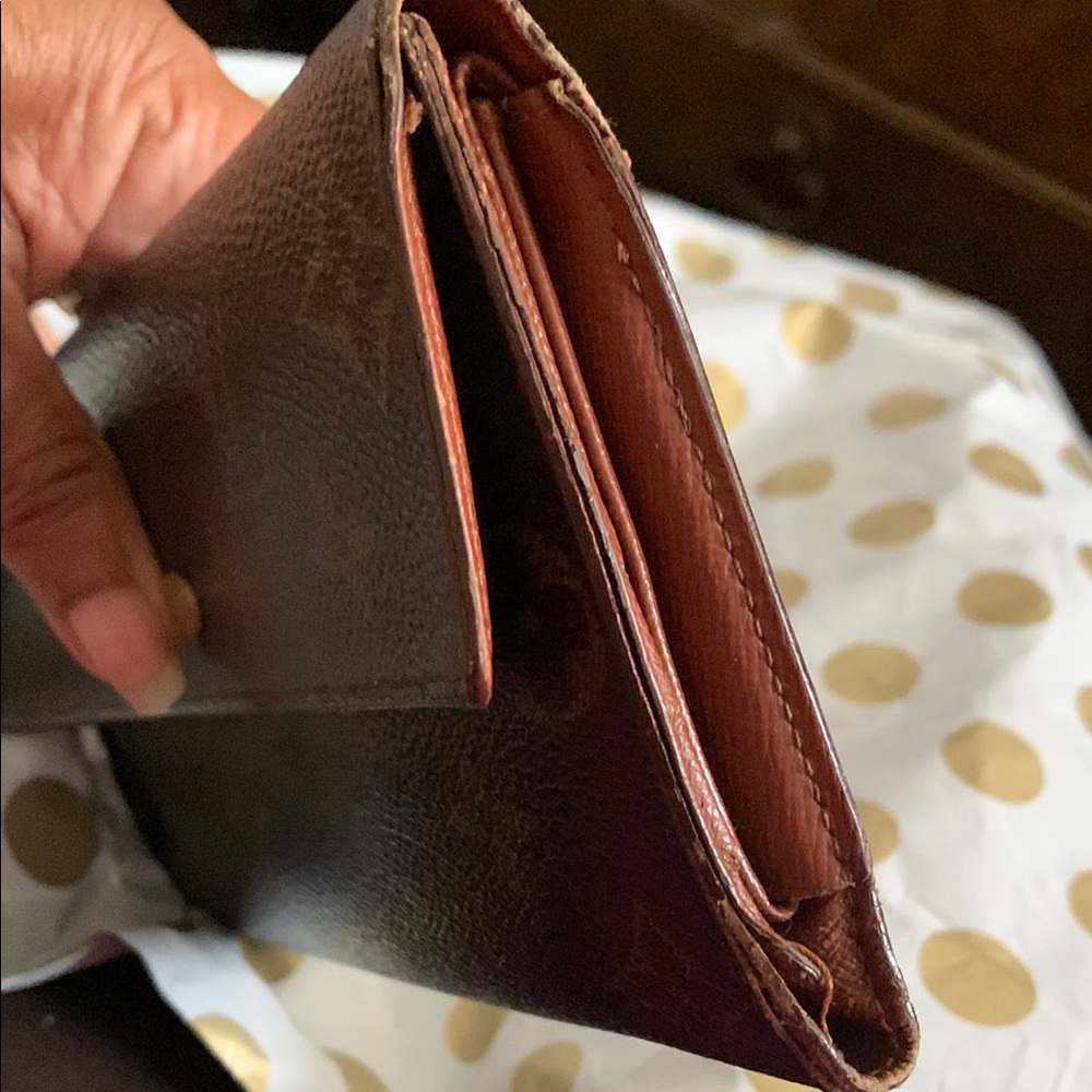 Authentic Vintage Louis Vuitton Brown Monogram Wallet - Picture 7 of 12